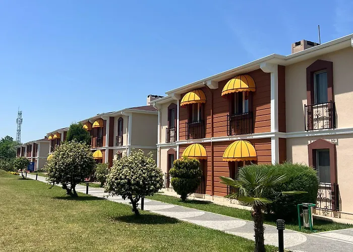 Sapanca Szálloda 3*